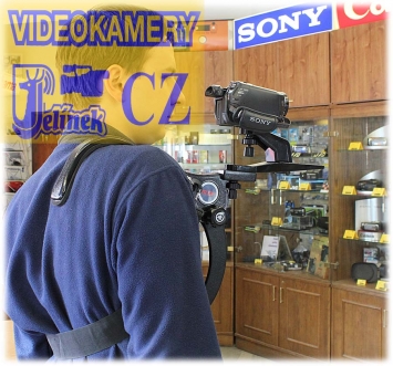 Hrudní opěrka se zádovým úchytem USA